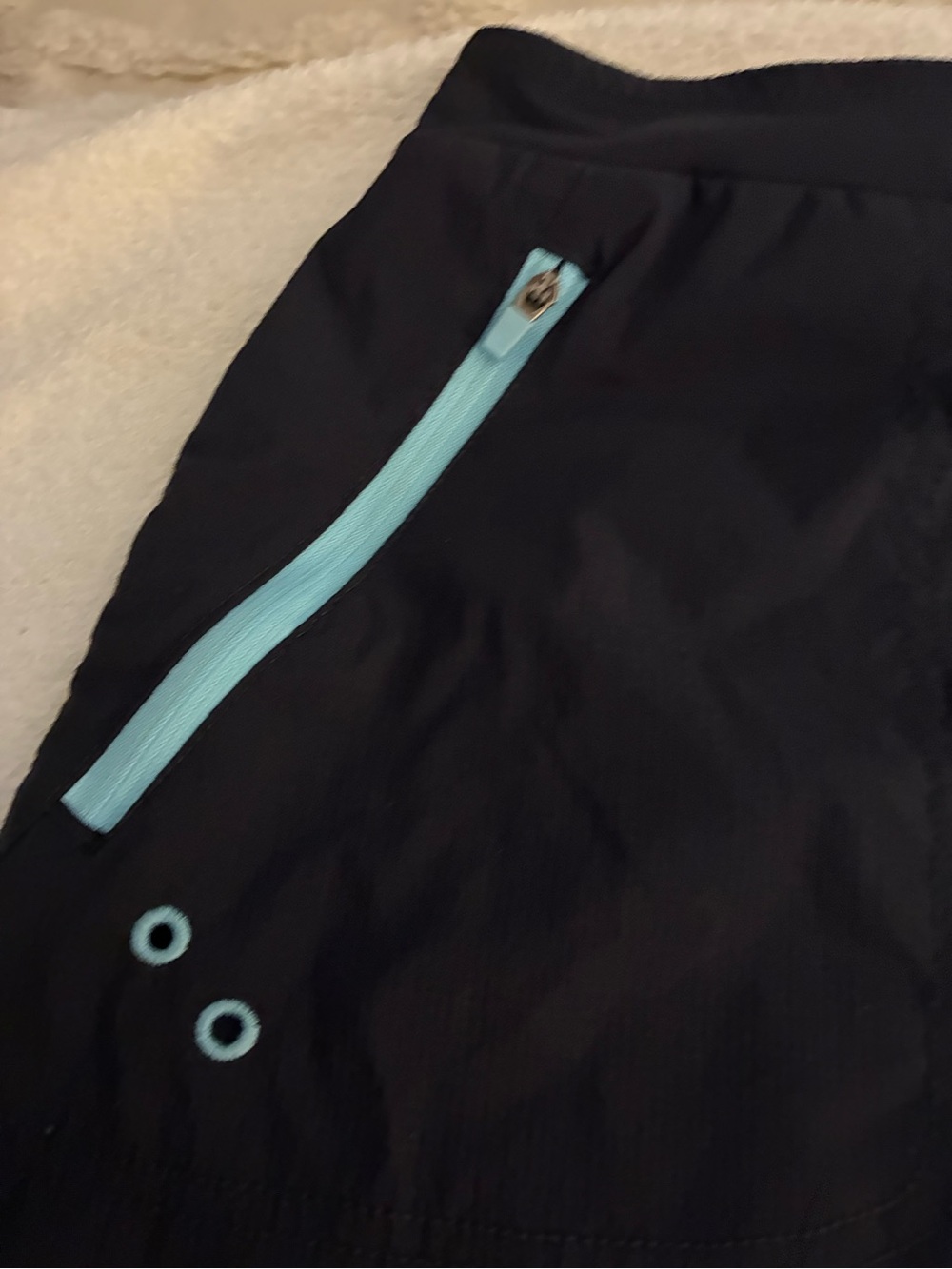 Like New Te Verde Black Skort with Light Blue Zip Accents & pockets, shorts - Picture 3 of 5